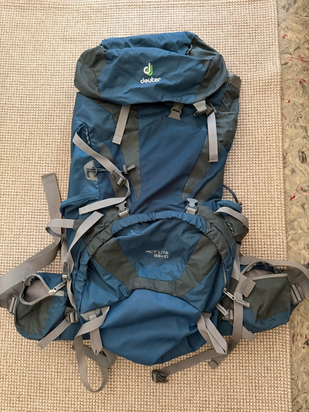 Deuter ACT Lite 65+10 Blue Hiking Backpack